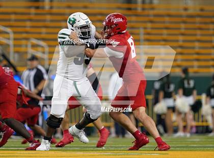 Thumbnail 1 in Terrell Vs Huntsville (UIL 5A D2 Football Area) photogallery.