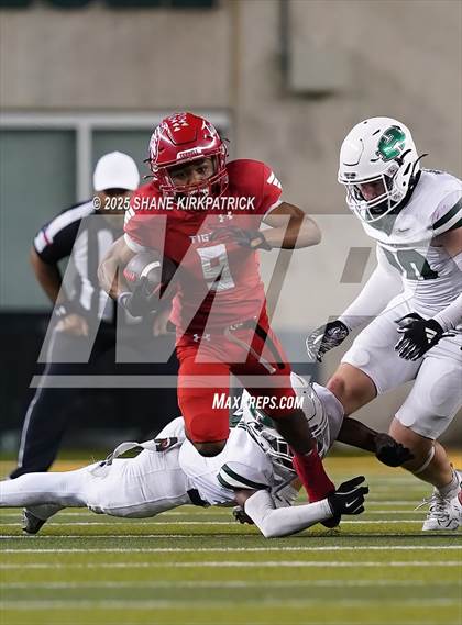 Thumbnail 1 in Terrell Vs Huntsville (UIL 5A D2 Football Area) photogallery.