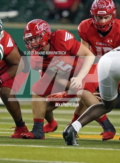 Thumbnail 3 in Terrell Vs Huntsville (UIL 5A D2 Football Area) photogallery.