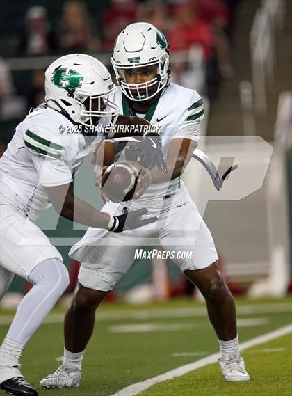 Thumbnail 1 in Terrell Vs Huntsville (UIL 5A D2 Football Area) photogallery.
