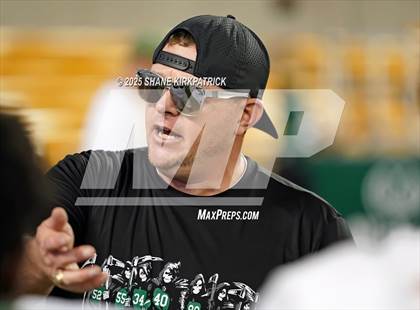 Thumbnail 2 in Terrell Vs Huntsville (UIL 5A D2 Football Area) photogallery.