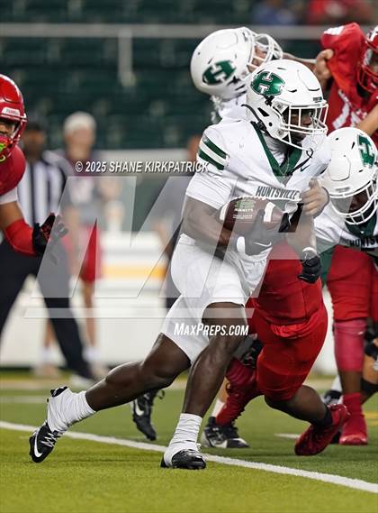 Thumbnail 3 in Terrell Vs Huntsville (UIL 5A D2 Football Area) photogallery.