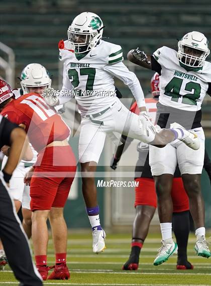 Thumbnail 3 in Terrell Vs Huntsville (UIL 5A D2 Football Area) photogallery.