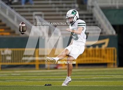 Thumbnail 1 in Terrell Vs Huntsville (UIL 5A D2 Football Area) photogallery.