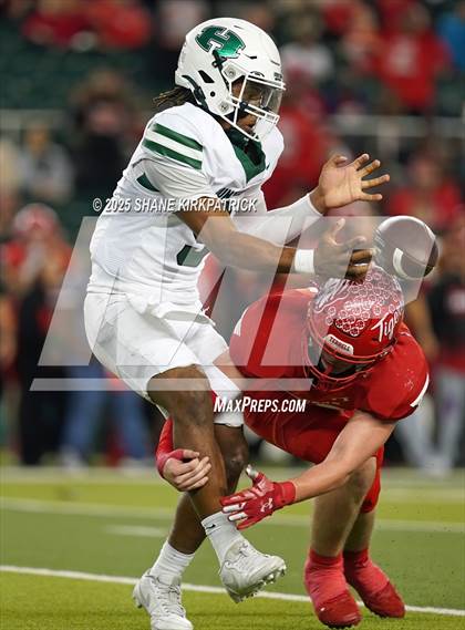 Thumbnail 2 in Terrell Vs Huntsville (UIL 5A D2 Football Area) photogallery.