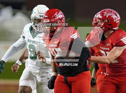 Thumbnail 2 in Terrell Vs Huntsville (UIL 5A D2 Football Area) photogallery.