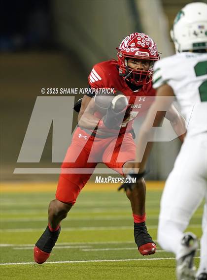 Thumbnail 2 in Terrell Vs Huntsville (UIL 5A D2 Football Area) photogallery.