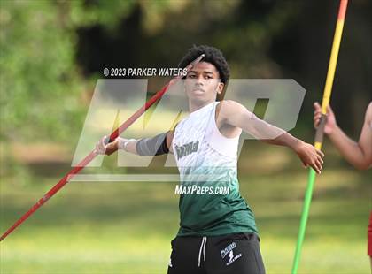 Thumbnail 3 in Brother Martin "Chubby Marks" Relays (Field Events) photogallery.