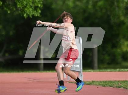 Thumbnail 3 in Brother Martin "Chubby Marks" Relays (Field Events) photogallery.