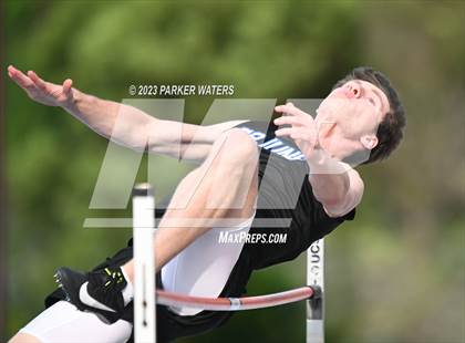 Thumbnail 3 in Brother Martin "Chubby Marks" Relays (Field Events) photogallery.