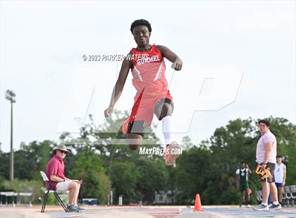 Thumbnail 2 in Brother Martin "Chubby Marks" Relays (Field Events) photogallery.