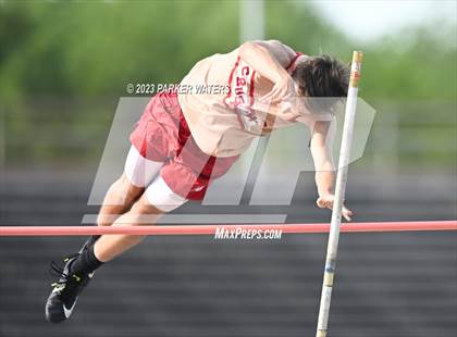 Thumbnail 3 in Brother Martin "Chubby Marks" Relays (Field Events) photogallery.