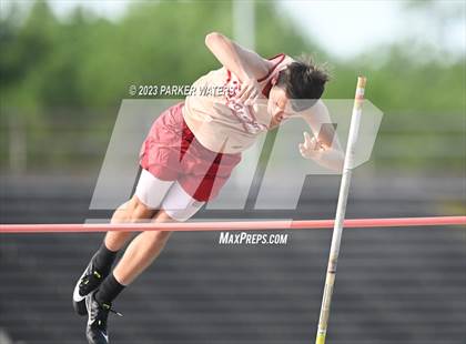 Thumbnail 1 in Brother Martin "Chubby Marks" Relays (Field Events) photogallery.