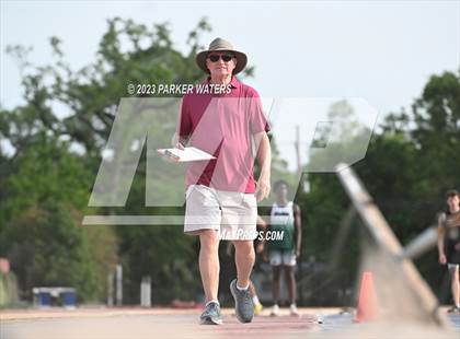 Thumbnail 1 in Brother Martin "Chubby Marks" Relays (Field Events) photogallery.
