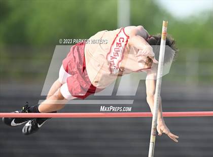 Thumbnail 2 in Brother Martin "Chubby Marks" Relays (Field Events) photogallery.