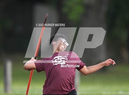 Thumbnail 1 in Brother Martin "Chubby Marks" Relays (Field Events) photogallery.