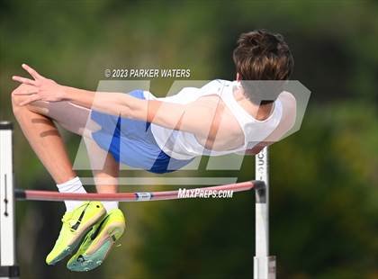 Thumbnail 1 in Brother Martin "Chubby Marks" Relays (Field Events) photogallery.