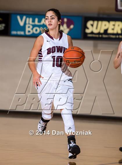 Thumbnail 3 in Cleburne vs. Bowie (Fantasy of Lights) photogallery.