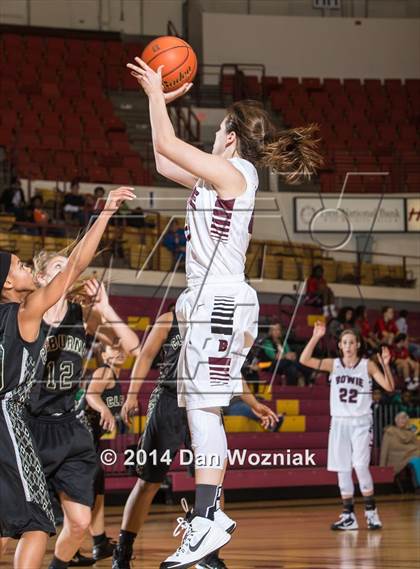 Thumbnail 3 in Cleburne vs. Bowie (Fantasy of Lights) photogallery.