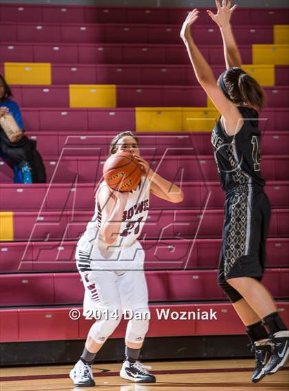 Thumbnail 3 in Cleburne vs. Bowie (Fantasy of Lights) photogallery.