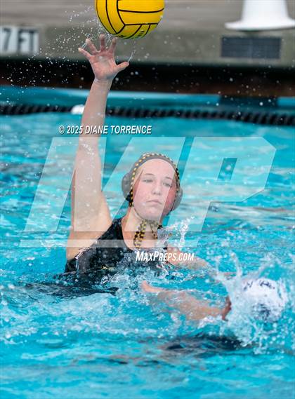 Thumbnail 3 in Foothill vs Beckman (Bill Barnett Holiday Cup) photogallery.