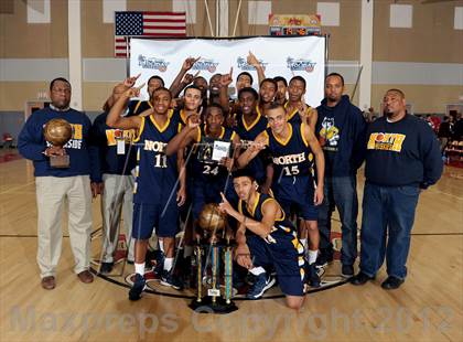 Thumbnail 2 in JW North vs. Sacred Heart Cathedral (MaxPreps Holiday Classic) photogallery.