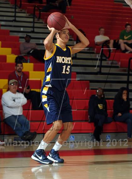Thumbnail 2 in JW North vs. Sacred Heart Cathedral (MaxPreps Holiday Classic) photogallery.