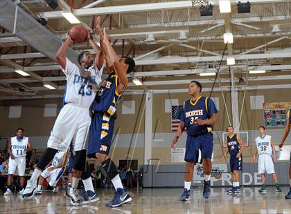 Thumbnail 3 in JW North vs. Sacred Heart Cathedral (MaxPreps Holiday Classic) photogallery.