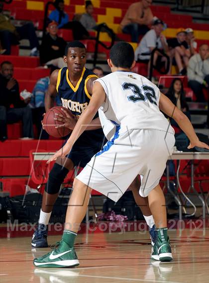 Thumbnail 2 in JW North vs. Sacred Heart Cathedral (MaxPreps Holiday Classic) photogallery.