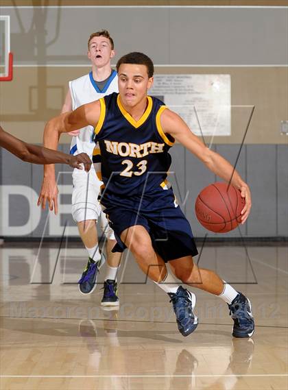 Thumbnail 2 in JW North vs. Sacred Heart Cathedral (MaxPreps Holiday Classic) photogallery.