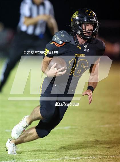 Thumbnail 3 in Metro Christian (Tulsa) @ Prairie Grove photogallery.