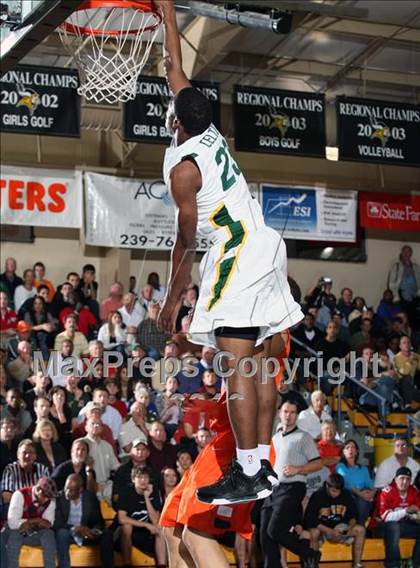 Thumbnail 3 in Whitney Young vs. St. Patrick (City of Palms Classic) photogallery.