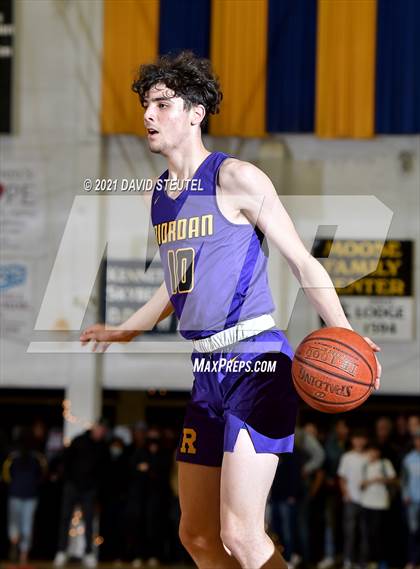 Thumbnail 2 in Archbishop Riordan vs. Sacramento (Gridley Invitational) photogallery.