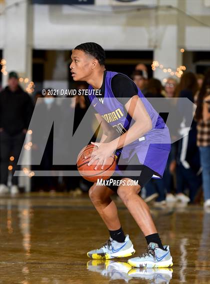 Thumbnail 1 in Archbishop Riordan vs. Sacramento (Gridley Invitational) photogallery.