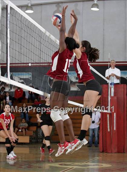 Thumbnail 3 in Taft @ Van Nuys photogallery.