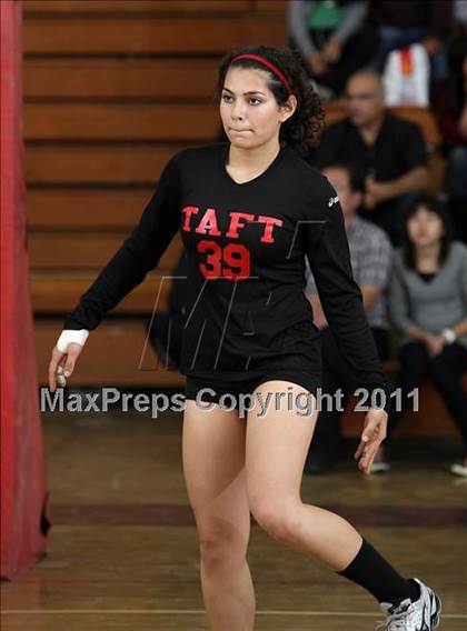 Thumbnail 1 in Taft @ Van Nuys photogallery.