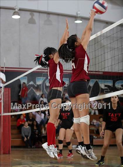 Thumbnail 2 in Taft @ Van Nuys photogallery.