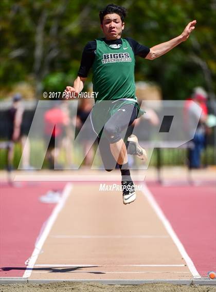 Thumbnail 3 in West Valley Invitational photogallery.