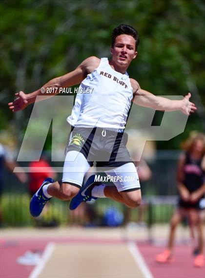 Thumbnail 2 in West Valley Invitational photogallery.
