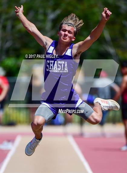 Thumbnail 3 in West Valley Invitational photogallery.