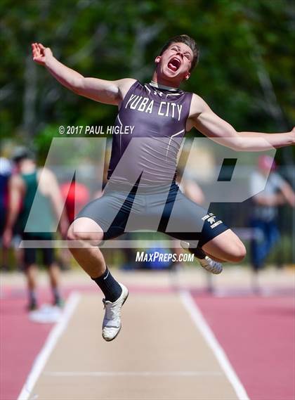Thumbnail 1 in West Valley Invitational photogallery.