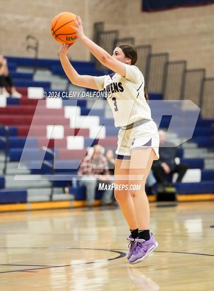 Thumbnail 3 in Denver South vs Summit (Dakota Ridge High School) photogallery.