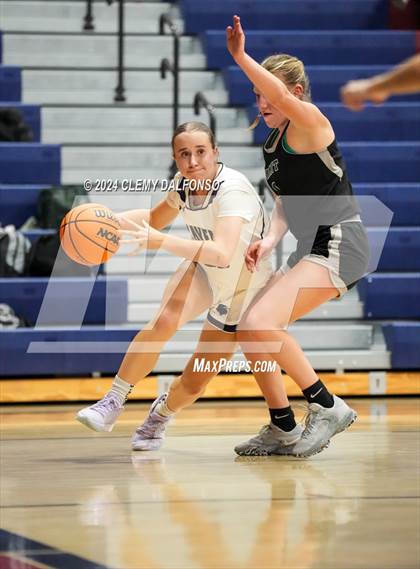 Thumbnail 2 in Denver South vs Summit (Dakota Ridge High School) photogallery.