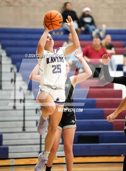 Thumbnail 2 in Denver South vs Summit (Dakota Ridge High School) photogallery.