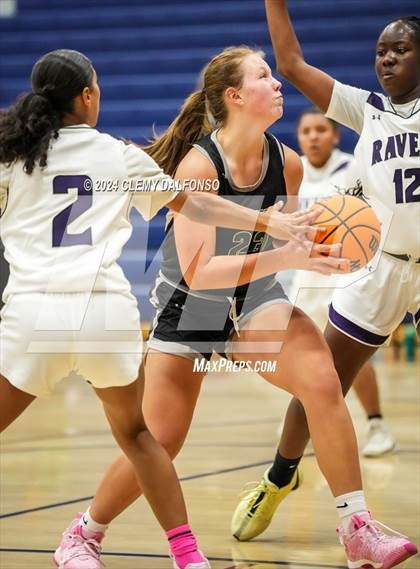 Thumbnail 1 in Denver South vs Summit (Dakota Ridge High School) photogallery.
