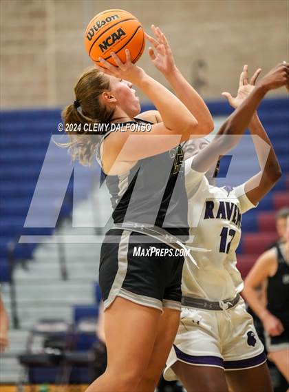 Thumbnail 1 in Denver South vs Summit (Dakota Ridge High School) photogallery.