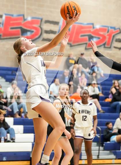 Thumbnail 3 in Denver South vs Summit (Dakota Ridge High School) photogallery.