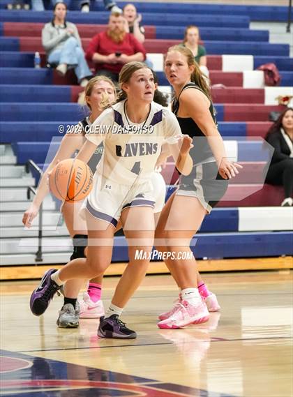 Thumbnail 2 in Denver South vs Summit (Dakota Ridge High School) photogallery.