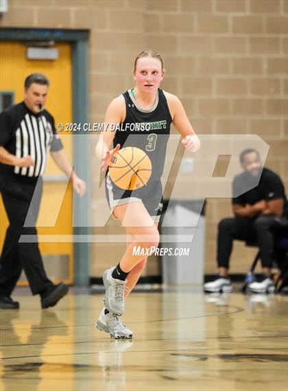 Thumbnail 1 in Denver South vs Summit (Dakota Ridge High School) photogallery.