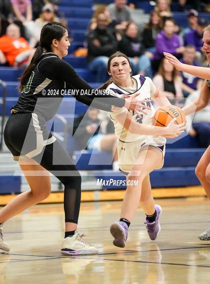 Thumbnail 2 in Denver South vs Summit (Dakota Ridge High School) photogallery.